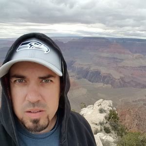 Meet your Posher, Curt